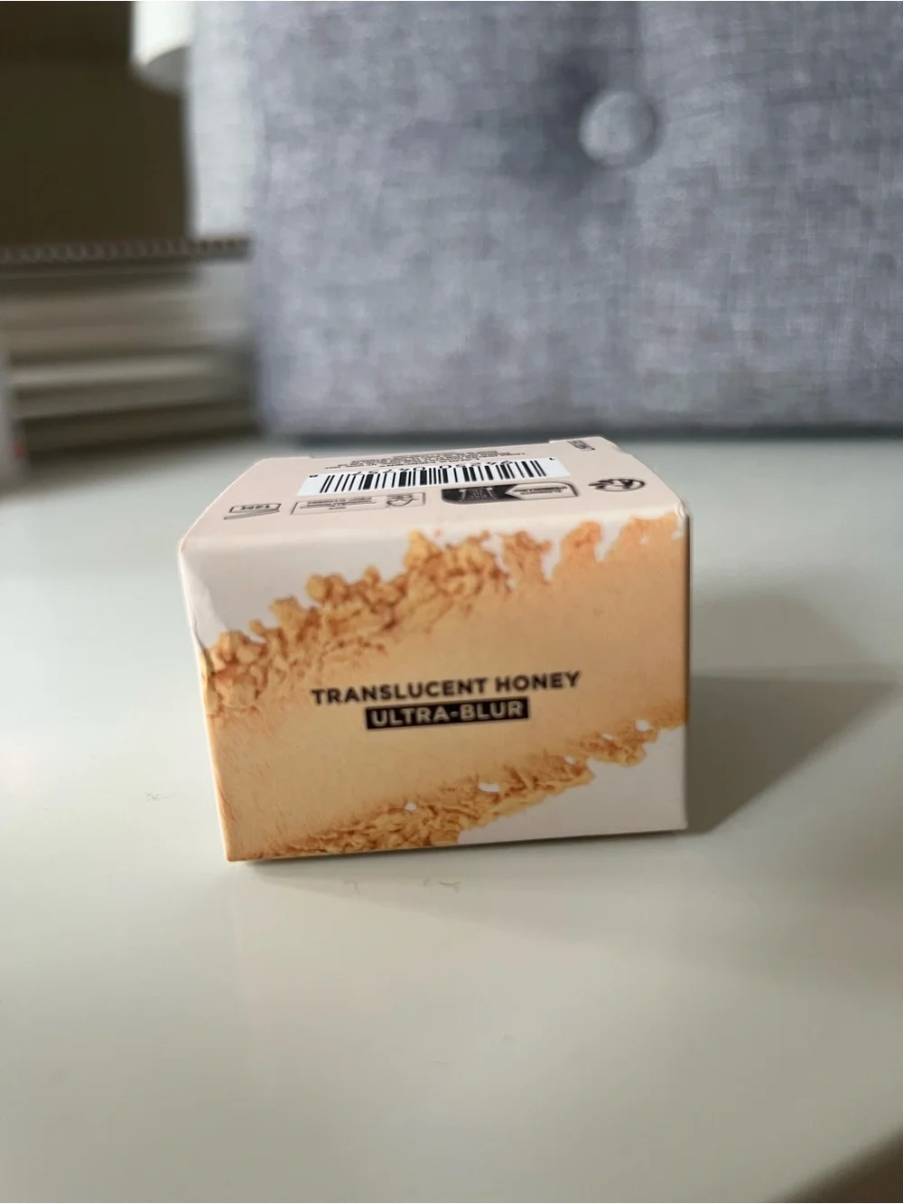 Laura Mercier -  Translucent Honey - Loose Setting Powder- Ultra Blur